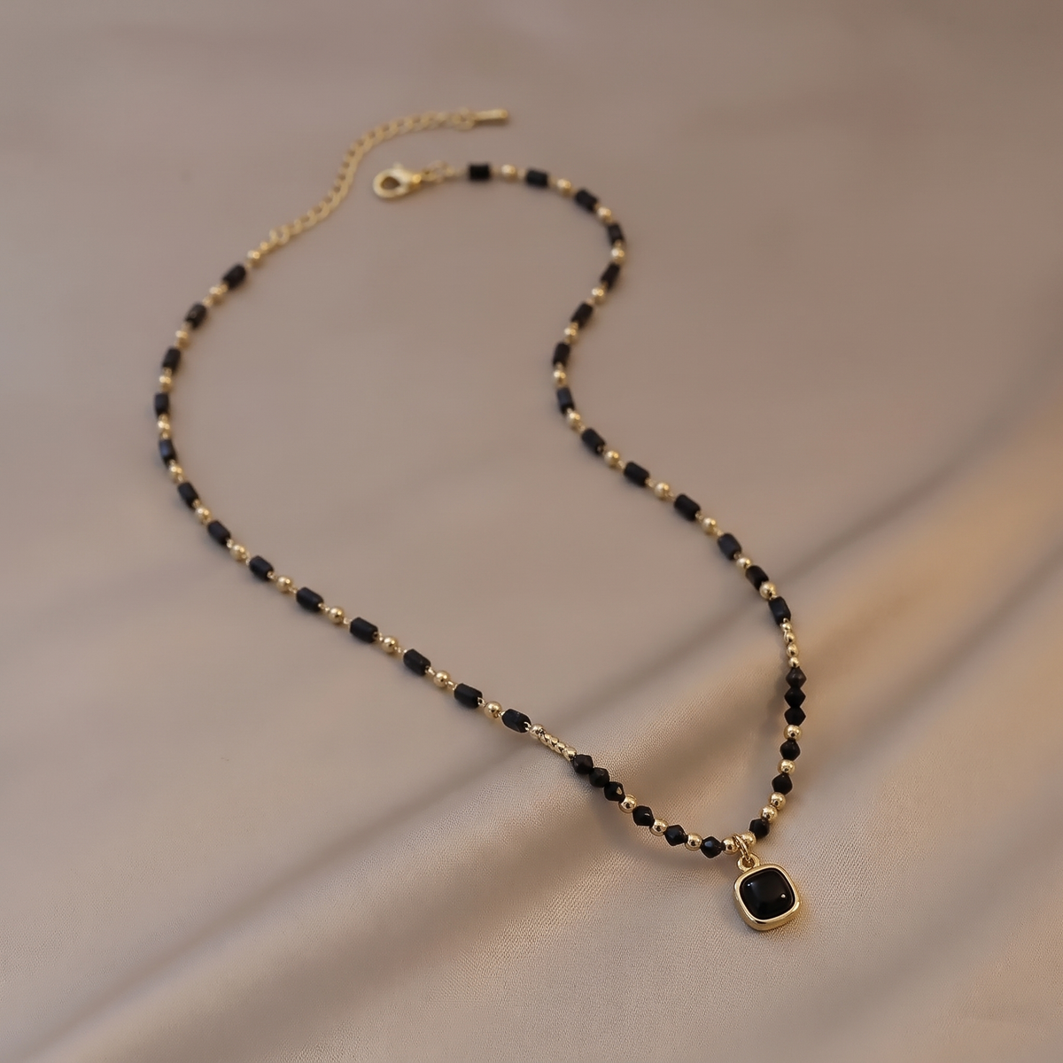 Vintage Gold Black Bead Drop Necklace