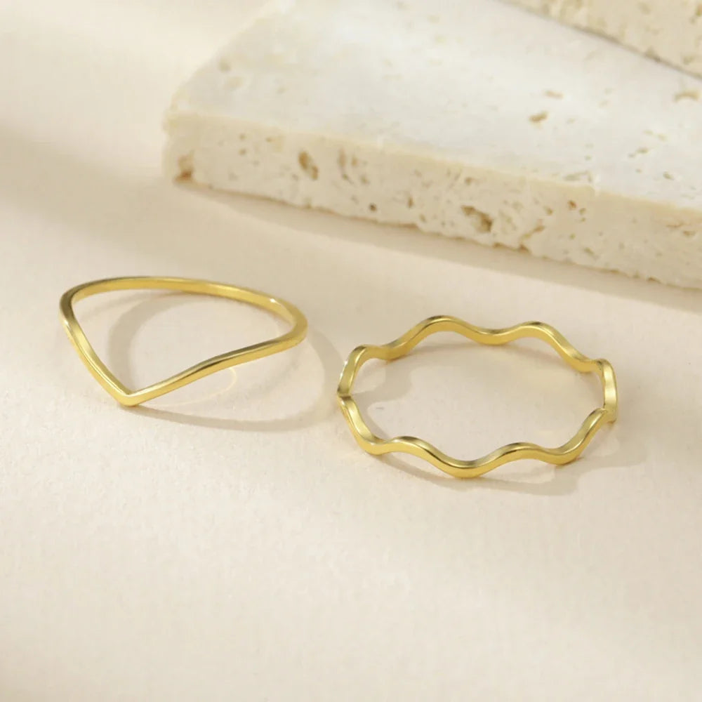 Stackable Wave Golden Rings